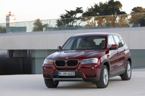Мировая премьера BMW: новый BMW X3 F25 2011 в красном цвете