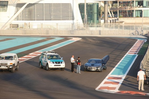 BMW Vision EfficientDynamics Concept на трассе Formula1 в Абу-Даби