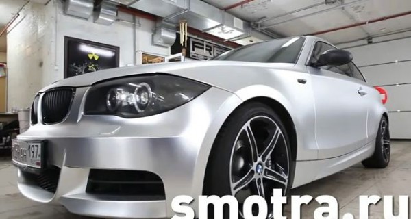 Матовое серебро на колесах: тест-драйв BMW 135i от smotra.ru